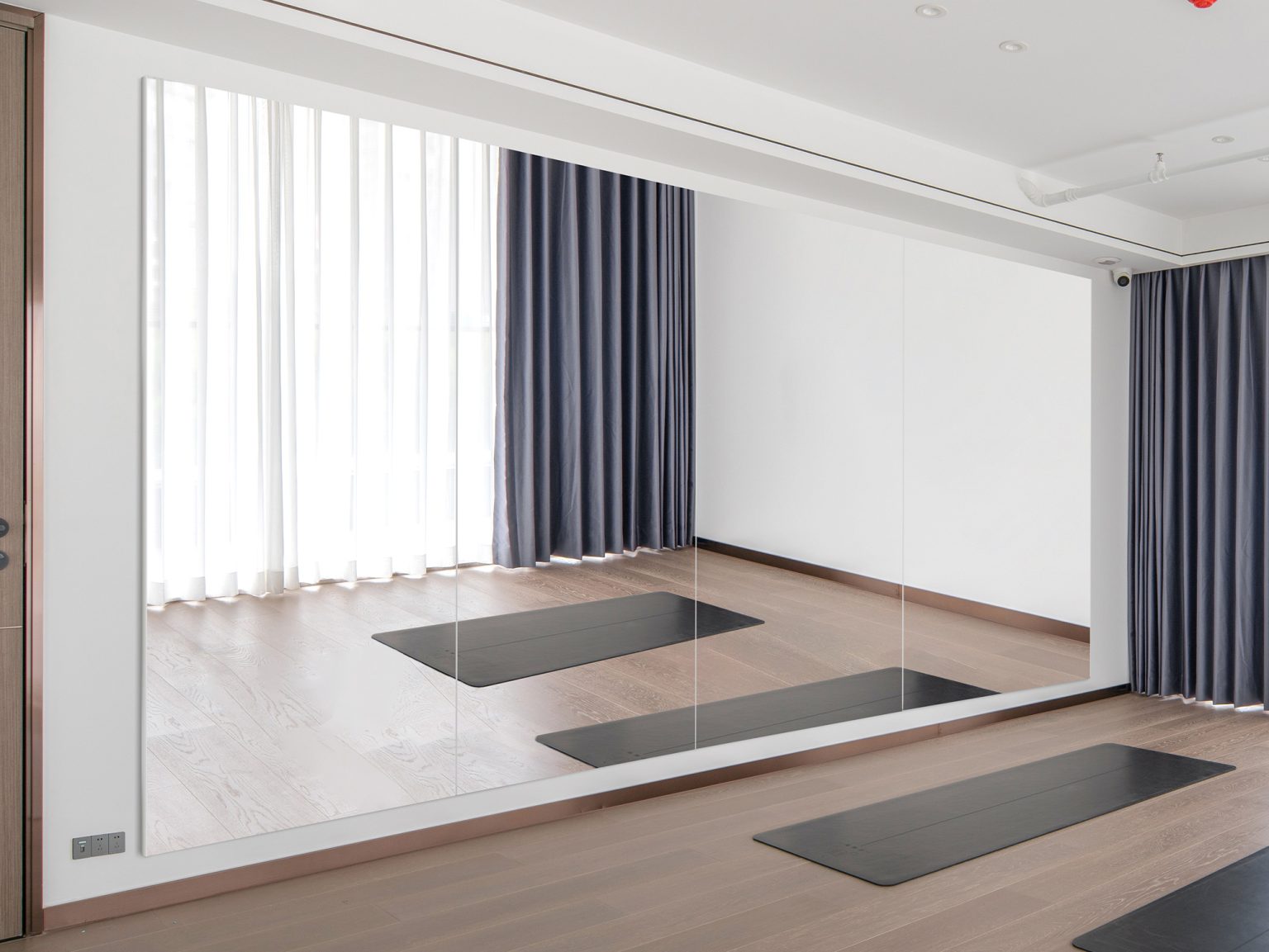 Glassless Mirror for Yoga Studio